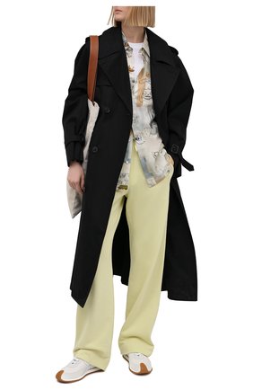 Женские хлопковые брюки DRIES VAN NOTEN желтого цвета по цене 23250 руб., арт. 211-11164-2629 | Фото 2 Женские хлопковые брюки DRIES VAN NOTEN желтого цвета, арт. 211-11164-2629 | Фото 2 (Длина (брюки, джинсы): Стандартные; Материал внешний: Хлопок; Женское Кросс-КТ: Брюки-одежда; Стили: Спорт-шик; Силуэт Ж (брюки и джинсы): Широкие)