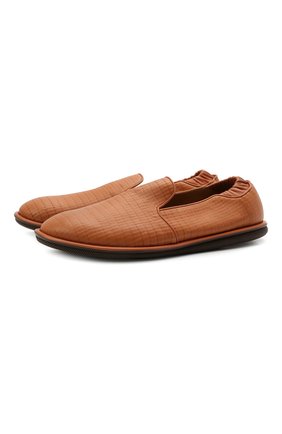 Мужские кожаные слиперы GIORGIO ARMANI коричневого цвета по цене 79100 руб., арт. X2J154/XM811 | Фото 1 Мужские кожаные слиперы GIORGIO ARMANI коричневого цвета, арт. X2J154/XM811 | Фото 1 (Материал внутренний: Натуральная кожа; Стили: Кэжуэл; Материал внешний: Кожа)