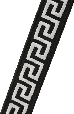 Женские ремень для сумки greca VERSACE черно-белого цвета по цене 51650 руб., арт. DP3I095/DNASRG | Фото 3 Женские ремень для сумки greca VERSACE черно-белого цвета, арт. DP3I095/DNASRG | Фото 3 (Ошибки технического описания: Нет высоты, Нет глубины; Размер: mini; Кросс-КТ: ремень-сумка; Материал: Текстиль)