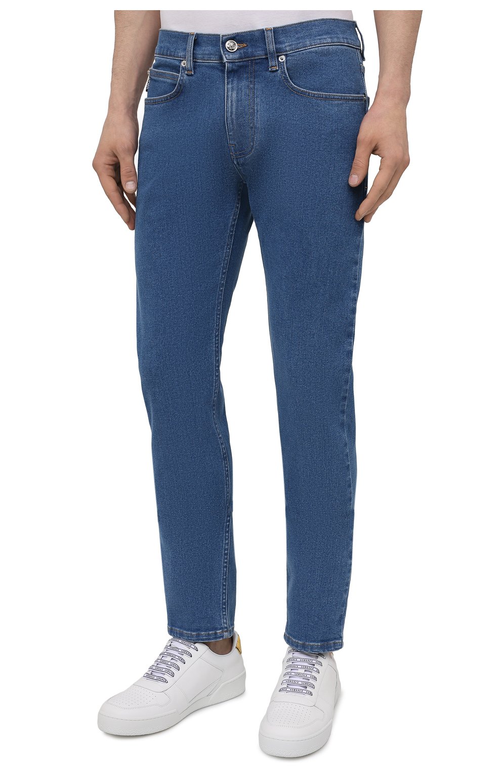 Мужские джинсы VERSACE синего цвета, арт. A81832/1F01111 | Фото 3 (Силуэт М (брюки): Прямые; Кросс-КТ: Деним; Длина (брюки, джинсы): Стандартные; Материал внешний: Хлопок, Деним; Стили: Кэжуэл)