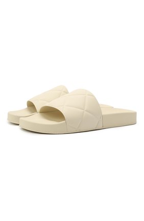 Женские шлепанцы bv slider BOTTEGA VENETA кремвого цвета по цене 25100 руб., арт. 640051/V00P0 | Фото 1 Женские шлепанцы bv slider BOTTEGA VENETA кремвого цвета, арт. 640051/V00P0 | Фото 1 (Материал внешний: Экокожа; Подошва: Платформа)