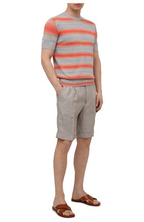 Мужские льняные шорты Z ZEGNA серого цвета по цене 28500 руб., арт. VW183/ZZ368 | Фото 2 Мужские льняные шорты Z ZEGNA серого цвета, арт. VW183/ZZ368 | Фото 2 (Материал внешний: Лен; Длина Шорты М: До колена; Мужское Кросс-КТ: Шорты-одежда; Стили: Кэжуэл; Принт: Без принта)