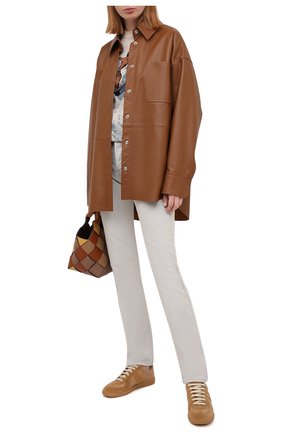 Женские джинсы MAISON MARGIELA светло-серого цвета по цене 39950 руб., арт. S29LA0085/S30753 | Фото 2 Женские джинсы MAISON MARGIELA светло-серого цвета, арт. S29LA0085/S30753 | Фото 2