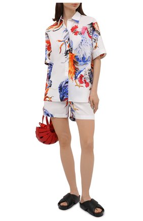Женская хлопковая рубашка MSGM разноцветного цвета по цене 29950 руб., арт. 3042MDE115X 217350 | Фото 2 Женская хлопковая рубашка MSGM разноцветного цвета, арт. 3042MDE115X 217350 | Фото 2