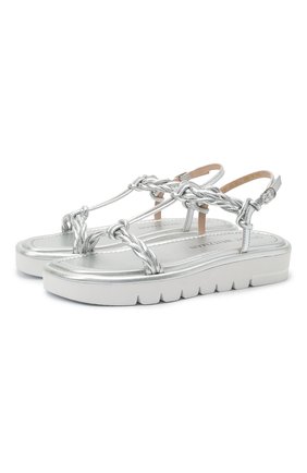 Женские кожаные сандалии STUART WEITZMAN серебряного цвета по цене 29500 руб., арт. S4563 | Фото 1 Женские кожаные сандалии STUART WEITZMAN серебряного цвета, арт. S4563 | Фото 1