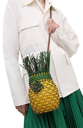Женская сумка fruit loewe x paula's ibiza LOEWE желтого цвета по цене 144000 руб., арт. A879P62X01 | Фото 2 Женская сумка fruit loewe x paula's ibiza LOEWE желтого цвета, арт. A879P62X01 | Фото 2