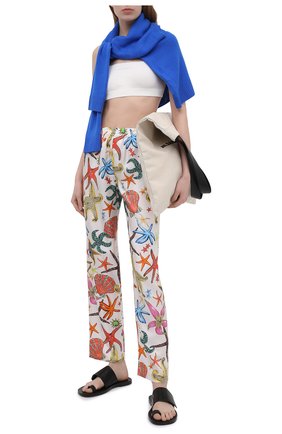 Женские шелковые брюки VERSACE белого цвета по цене 93750 руб., арт. AUD05057/1F01193 | Фото 2 Женские шелковые брюки VERSACE белого цвета, арт. AUD05057/1F01193 | Фото 2