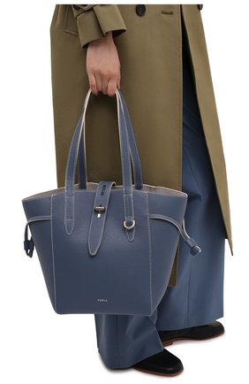 Женский сумка-тоут net medium FURLA синего цвета по цене 31050 руб., арт. BZT0FUA/HSF000 | Фото 2 Женский сумка-тоут net medium FURLA синего цвета, арт. BZT0FUA/HSF000 | Фото 2