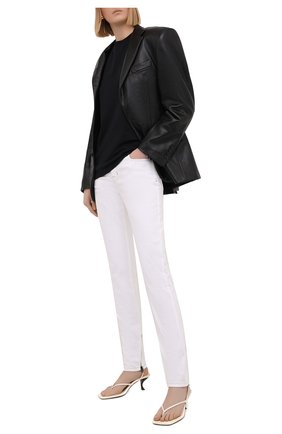 Женские джинсы TOM FORD белого цвета по цене 82300 руб., арт. PAD056-DEX127 | Фото 2 Женские джинсы TOM FORD белого цвета, арт. PAD056-DEX127 | Фото 2