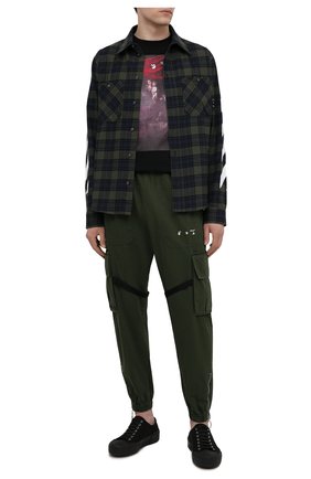 Мужские хлопковые джоггеры OFF-WHITE хаки цвета по цене 59050 руб., арт. 0MCF004S21FAB002 | Фото 2 Мужские хлопковые джоггеры OFF-WHITE хаки цвета, арт. 0MCF004S21FAB002 | Фото 2