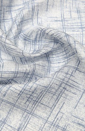 Женский шелковый платок GIORGIO ARMANI голубого цвета по цене 19950 руб., арт. 795323/1A703 | Фото 2 Женский шелковый платок GIORGIO ARMANI голубого цвета, арт. 795323/1A703 | Фото 2