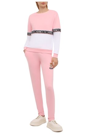 Женская хлопковый свитшот MOSCHINO UNDERWEAR WOMAN розового цвета по цене 22800 руб., арт. A1716/9020 | Фото 2 Женская хлопковый свитшот MOSCHINO UNDERWEAR WOMAN розового цвета, арт. A1716/9020 | Фото 2