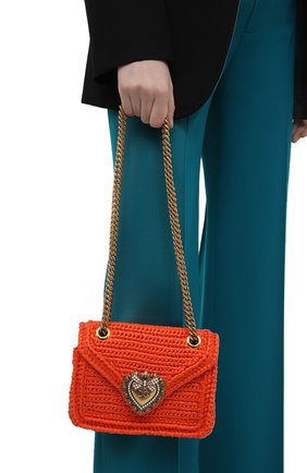 Женская сумка devotion small DOLCE & GABBANA оранжевого цвета по цене 129500 руб., арт. BB6641/A0434 | Фото 2 Женская сумка devotion small DOLCE & GABBANA оранжевого цвета, арт. BB6641/A0434 | Фото 2