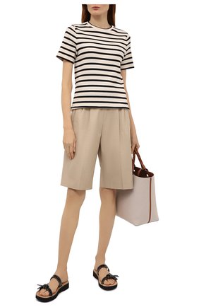 Женские кожаные шлепанцы LOEWE черного цвета по цене 69950 руб., арт. L814465X05 | Фото 2 Женские кожаные шлепанцы LOEWE черного цвета, арт. L814465X05 | Фото 2 (Материал внутренний: Натуральная кожа; Подошва: Платформа; Материал внешний: Кожа)