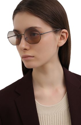 Женские солнцезащитные очки RAY-BAN черного цвета по цене 0 руб., арт. 1972-004/GC | Фото 2 Женские солнцезащитные очки RAY-BAN черного цвета, арт. 1972-004/GC | Фото 2 (Кросс-КТ: С/з-унисекс; Региональные ограничения белый список (Axapta Mercury): RU; Тип очков: С/з; Очки форма: Креативные, Круглые; Оптика Гендер: оптика-унисекс)