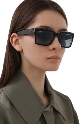 Женские солнцезащитные очки RAY-BAN черного цвета по цене 0 руб., арт. 2191-12943M | Фото 2 Женские солнцезащитные очки RAY-BAN черного цвета, арт. 2191-12943M | Фото 2 (Кросс-КТ: С/з-унисекс; Региональные ограничения белый список (Axapta Mercury): RU; Тип очков: С/з; Оптика Гендер: оптика-унисекс; Очки форма: Прямоугольные)