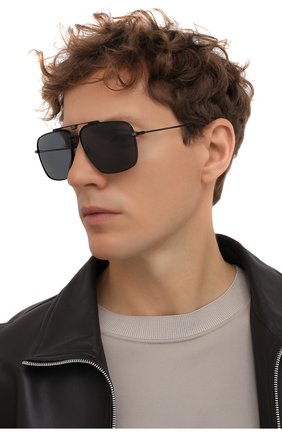 Мужские солнцезащитные очки DOLCE & GABBANA черного цвета по цене 20500 руб., арт. 2264-110681 | Фото 2 Мужские солнцезащитные очки DOLCE & GABBANA черного цвета, арт. 2264-110681 | Фото 2