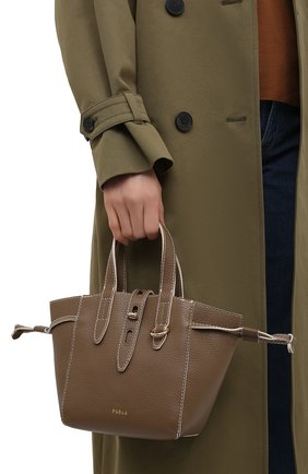 Женский сумка-тоут furla net mini FURLA коричневого цвета по цене 28750 руб., арт. BASRFUA | Фото 2 Женский сумка-тоут furla net mini FURLA коричневого цвета, арт. BASRFUA | Фото 2