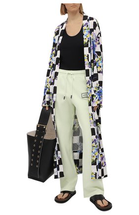 Женские хлопковые брюки OFF-WHITE светло-зеленого цвета по цене 44200 руб., арт. 0WCH008S21JER001 | Фото 2 Женские хлопковые брюки OFF-WHITE светло-зеленого цвета, арт. 0WCH008S21JER001 | Фото 2