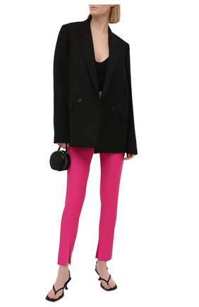 Женские шерстяные брюки VERSACE фуксия цвета по цене 62150 руб., арт. A89061/1F01050 | Фото 2 Женские шерстяные брюки VERSACE фуксия цвета, арт. A89061/1F01050 | Фото 2