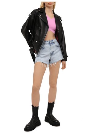 Женские джинсовые шорты DENIM X ALEXANDER WANG голубого цвета по цене 25150 руб., арт. 4DC2214342 | Фото 2 Женские джинсовые шорты DENIM X ALEXANDER WANG голубого цвета, арт. 4DC2214342 | Фото 2