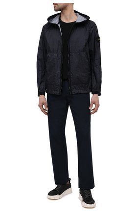 Мужские хлопковые брюки STONE ISLAND темно-синего цвета по цене 25800 руб., арт. 741531506 | Фото 2 Мужские хлопковые брюки STONE ISLAND темно-синего цвета, арт. 741531506 | Фото 2