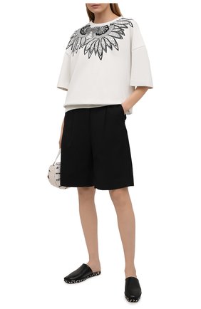 Женский хлопковый свитшот DRIES VAN NOTEN белого цвета по цене 36850 руб., арт. 211-11163-2629 | Фото 2 Женский хлопковый свитшот DRIES VAN NOTEN белого цвета, арт. 211-11163-2629 | Фото 2