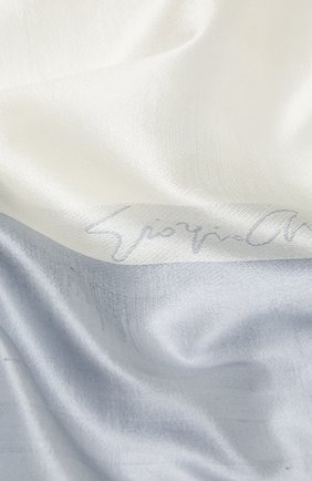 Женский шелковый шарф GIORGIO ARMANI разноцветного цвета по цене 19950 руб., арт. 795002/1A119 | Фото 2 Женский шелковый шарф GIORGIO ARMANI разноцветного цвета, арт. 795002/1A119 | Фото 2