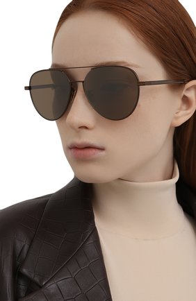 Женские солнцезащитные очки BOTTEGA VENETA бронзового цвета по цене 38850 руб., арт. BV1013SK | Фото 2 Женские солнцезащитные очки BOTTEGA VENETA бронзового цвета, арт. BV1013SK | Фото 2