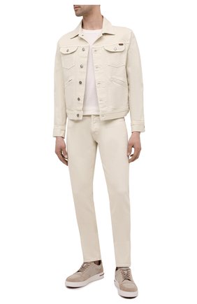 Мужская джинсовая куртка TOM FORD светло-бежевого цвета по цене 99500 руб., арт. BWJ32/TFD116 | Фото 2 Мужская джинсовая куртка TOM FORD светло-бежевого цвета, арт. BWJ32/TFD116 | Фото 2 (Материал внешний: Хлопок, Деним; Кросс-КТ: Куртка; Стили: Кэжуэл; Рукава: Длинные; Длина (верхняя одежда): Короткие)
