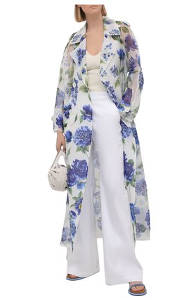 Женский шелковый тренч DOLCE & GABBANA голубого цвета по цене 310500 руб., арт. I0B19W/GDZAE | Фото 2 Женский шелковый тренч DOLCE & GABBANA голубого цвета, арт. I0B19W/GDZAE | Фото 2