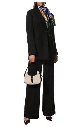 Женский шелковый платок DOLCE & GABBANA зеленого цвета по цене 35950 руб., арт. IN090R/G0TGF | Фото 2 Женский шелковый платок DOLCE & GABBANA зеленого цвета, арт. IN090R/G0TGF | Фото 2 (Принт: С принтом; Материал: Текстиль, Шелк)