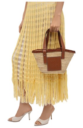 Женская сумка basket small loewe x paula's ibiza LOEWE бежевого цвета по цене 39950 руб., арт. A223S93X17 | Фото 2 Женская сумка basket small loewe x paula's ibiza LOEWE бежевого цвета, арт. A223S93X17 | Фото 2