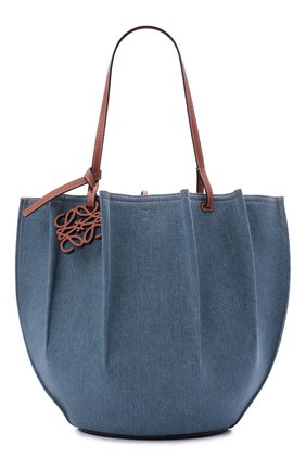 Женский сумка-тоут shell loewe x paula's ibiza LOEWE голубого цвета по цене 125000 руб., арт. A884T51X03 | Фото 1 Женский сумка-тоут shell loewe x paula's ibiza LOEWE голубого цвета, арт. A884T51X03 | Фото 1