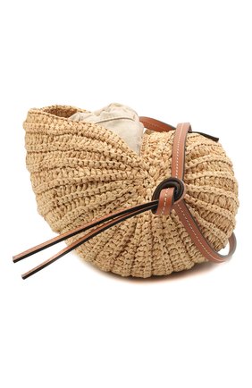 Женская сумка moon shell loewe x paula's ibiza LOEWE бежевого цвета по цене 0 руб., арт. A623M96X01 | Фото 5 Женская сумка moon shell loewe x paula's ibiza LOEWE бежевого цвета, арт. A623M96X01 | Фото 5 (Сумки-технические: Сумки через плечо; Материал: Растительное волокно; Размер: mini; Ремень/цепочка: На ремешке)