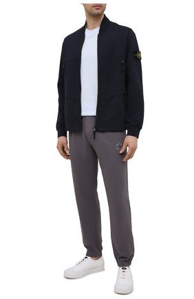 Мужские хлопковые джоггеры STONE ISLAND темно-серого цвета по цене 24450 руб., арт. 741564937 | Фото 2 Мужские хлопковые джоггеры STONE ISLAND темно-серого цвета, арт. 741564937 | Фото 2