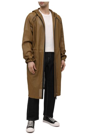 Мужские кожаные кеды BURBERRY черного цвета по цене 59400 руб., арт. 8039065 | Фото 2 Мужские кожаные кеды BURBERRY черного цвета, арт. 8039065 | Фото 2 (Материал внутренний: Натуральная кожа, Текстиль; Подошва: Массивная; Материал внешний: Кожа; Материал утеплителя: Без утеплителя; Длина стельки: 28,7, 29, 28, 25,6, 29,2, 26,3, 27; Стили: Гранж)