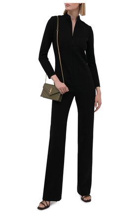 Женский шерстяной комбинезон SAINT LAURENT черного цвета по цене 181000 руб., арт. 657666/Y288V | Фото 2 Женский шерстяной комбинезон SAINT LAURENT черного цвета, арт. 657666/Y288V | Фото 2 (Случай: Повседневный; Материал внешний: Шерсть; Материал подклада: Шелк; Женское Кросс-КТ: Комбинезон-одежда; Рукава: Длинные; Длина (брюки, джинсы): Удлиненные; Стили: Кэжуэл)