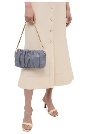 Женская сумка vague ELLEME светло-серого цвета по цене 37000 руб., арт. VAGUE WITH CHAIN/LEATHER | Фото 2 Женская сумка vague ELLEME светло-серого цвета, арт. VAGUE WITH CHAIN/LEATHER | Фото 2