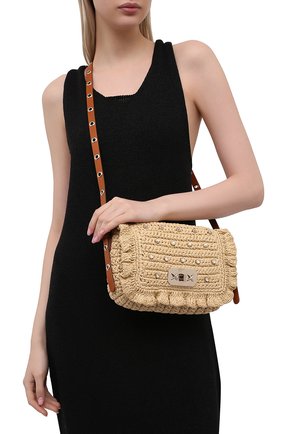 Женская сумка REDVALENTINO бежевого цвета по цене 52450 руб., арт. VQ0B0C03/BBQ | Фото 2 Женская сумка REDVALENTINO бежевого цвета, арт. VQ0B0C03/BBQ | Фото 2