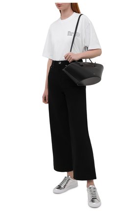 Женские кожаные кеды urban street GIVENCHY серебряного цвета по цене 45800 руб., арт. BE0003E10K | Фото 2 Женские кожаные кеды urban street GIVENCHY серебряного цвета, арт. BE0003E10K | Фото 2