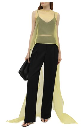Женский шелковый топ DRIES VAN NOTEN желтого цвета по цене 111500 руб., арт. 211-10744-2360 | Фото 2 Женский шелковый топ DRIES VAN NOTEN желтого цвета, арт. 211-10744-2360 | Фото 2 (Материал внешний: Шелк; Кросс-КТ: без рукавов; Стили: Бохо; Длина (для топов): Удлиненные; Региональные ограничения белый список (Axapta Mercury): RU; Рукава: Без рукавов)