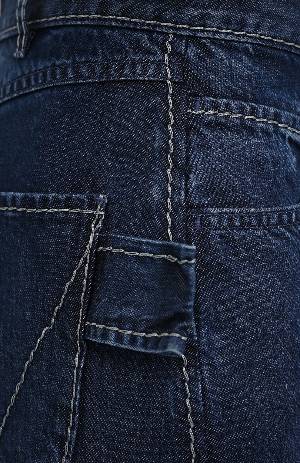 Мужские джинсы BOTTEGA VENETA синего цвета, арт. 655978/V0SH0 | Фото 5 (Силуэт М (брюки): Широкие; Кросс-КТ: Деним; Длина (брюки, джинсы): Стандартные; Региональные ограничения белый список (Axapta Mercury): RU; Материал внешний: Лиоцелл, Деним, Растительное волокно)