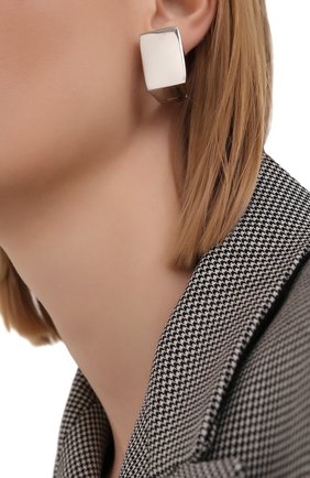 Женские серьги DRIES VAN NOTEN серебряного цвета по цене 36850 руб., арт. 211-19805-059 | Фото 2 Женские серьги DRIES VAN NOTEN серебряного цвета, арт. 211-19805-059 | Фото 2