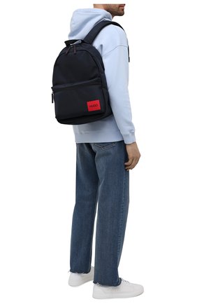 Мужской текстильный рюкзак HUGO темно-синего цвета, арт. 50455562 | Фото 2 (Ремень/цепочка: На ремешке; Материал: Текстиль; Размер: large)