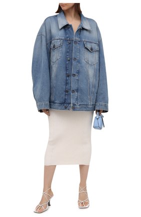 Женская джинсовая куртка ACNE STUDIOS голубого цвета по цене 36200 руб., арт. C90062/W | Фото 2 Женская джинсовая куртка ACNE STUDIOS голубого цвета, арт. C90062/W | Фото 2 (Стили: Гранж; Рукава: Длинные; Длина (верхняя одежда): До середины бедра; Кросс-КТ: Куртка, Деним; Материал внешний: Хлопок)