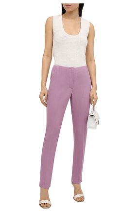 Женские брюки из вискозы RALPH LAUREN сиреневого цвета по цене 131000 руб., арт. 290842605 | Фото 2 Женские брюки из вискозы RALPH LAUREN сиреневого цвета, арт. 290842605 | Фото 2 (Материал внешний: Вискоза; Женское Кросс-КТ: Брюки-одежда; Силуэт Ж (брюки и джинсы): Прямые; Стили: Романтичный; Длина (брюки, джинсы): Стандартные)