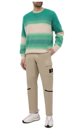Мужские хлопковые брюки-карго STONE ISLAND бежевого цвета по цене 34950 руб., арт. 741530419 | Фото 2 Мужские хлопковые брюки-карго STONE ISLAND бежевого цвета, арт. 741530419 | Фото 2