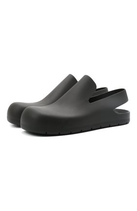 Мужские резиновые сандалии puddle BOTTEGA VENETA черного цвета по цене 33950 руб., арт. 658767/V00P0 | Фото 1 Мужские резиновые сандалии puddle BOTTEGA VENETA черного цвета, арт. 658767/V00P0 | Фото 1