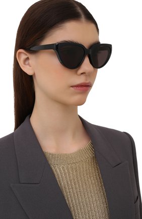 Женские солнцезащитные очки BALENCIAGA черного цвета, арт. BB0149S 001 | Фото 2 (Тип очков: С/з; Региональные ограничения белый список (Axapta Mercury): RU; Оптика Гендер: оптика-женское; Очки форма: Cat-eye)